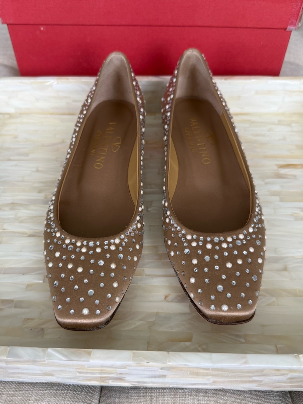 NIB Valentino Garavani Pearl/Crystal-Studded Satin Flats